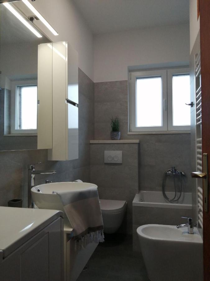 פוסטיר Apartments Jelka מראה חיצוני תמונה